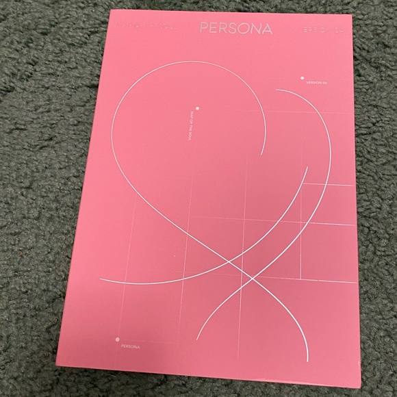 JIN PHOTOCARDS INCLUDED! BTS Map of the Soul Persona album version 4 - Picture 2 of 3